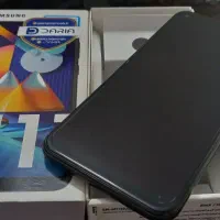 دو گوشی سامسونگ در حد آک