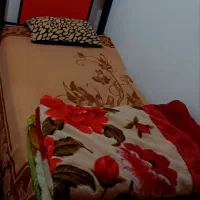 تخت خواب فلزی