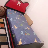 تخت وکمد