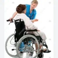 خانمی برای رسیدگی به مادر