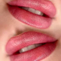 مدل برای میکرو و شید لب
