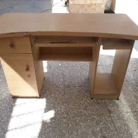 میز کامپیوتر