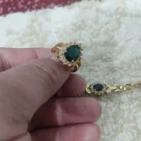 دستبندوانگشتربسیارزیبا