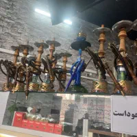 شاگرد در  کافه قلیان