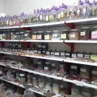 شیشه های عطهری و محصولات عطاری
