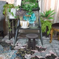 سه پایه چوبی همراه استند
