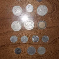 تعدادی سکه از پهلوی و جمهوری اسلامی