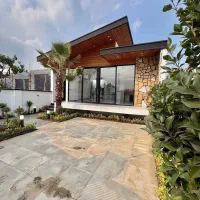 ویلا باغچه ۲۲۰ متر شهرکی سندتکبرگ