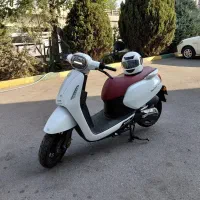 موتور بنلی پانارئا سفید 1404 اسکوتر