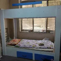 تخت دو طبقه و دو چرخه ۲۰