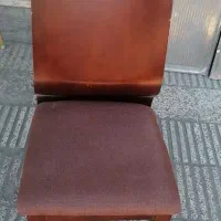 صندلی چوبی درحد نو