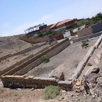 زمین 140متر سنگ سفید