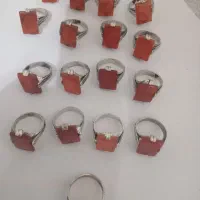 تعدادی انگشتر  اقیق