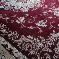 فرش قرمز