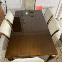 میز غذاخوری