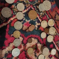 یکجا  سکه  مختلف