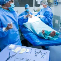 انواع خدمات پزشکی و پرستاری در منزل(بندرکنگ ولنگه)