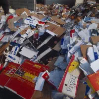 ضایعات کارتن، آهن و کاغذ در تهران