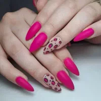 کاشت ناخن تضمینی