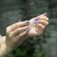 کاشت ناخن آف ویژه.