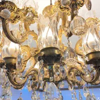 لوستر برنزی کریستالی لوکس، بسیار تمیز و سالم