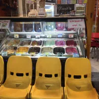 لوازم ابمیوه بستنی قیفی ،تاپینگ ،چادر ،میزصندلی