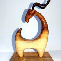 دکوری چوبی طرح غزال
