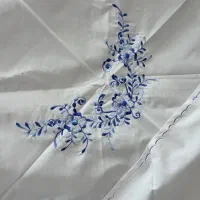 رو پشتی مثلثی تترون گلدوزی شده رنگ ثابت