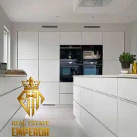 ۱۸۰ متر آپارتمان/ تراس دار