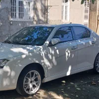 دنا پلاس  EF7 مدل 1403
