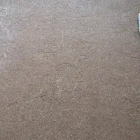موکت تمیز قهوه ای