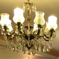 لوستر ۸شاخه برنز اصیل آنتیک قدیمی