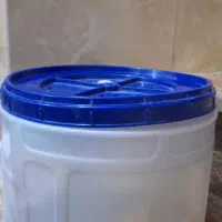 سطل پلاستیکی
