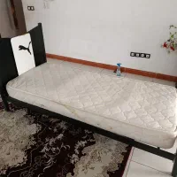 تخت فلزی تشک دار