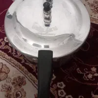 زودپز ۴ لیتری