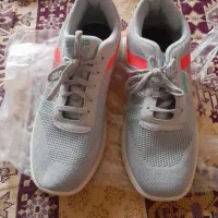 کفش ولباس بچه گانه
