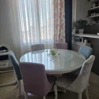 میز ناهارخوری گرد