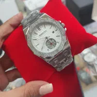 ساعت اودماپیگه مردانه