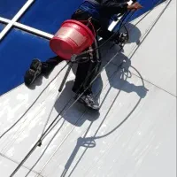 کار در ارتفاع با طناب بدون نیاز به داربست