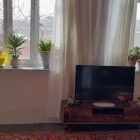 سویت دوخوابه. حیاط ماشین رو