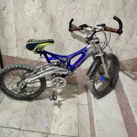 دوچرخه نو جوان