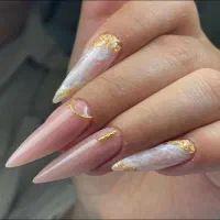 کاشت ناخن ترمیم ژلیش با تخفیف