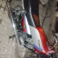 موتور کاوازکی ۱۲۵