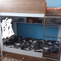 تخت دوطبقه سالم