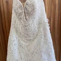 لباس عروس مدل اروپایی مناسب سایز ۳۶ و ۳۸ و ۴۰