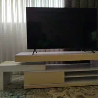 فروش یک عدد میز تلویزیون