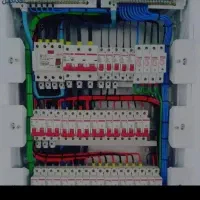 برقکار ساحتمان صنعتی