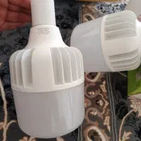 لامپ ۷۰وات بزرگ