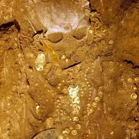 کارشناسی و خریدار واقعی سنگ جواهر و بار زرد