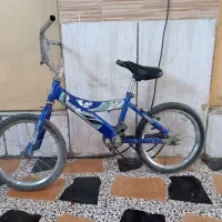 دوچرخه و ماشین شارژی